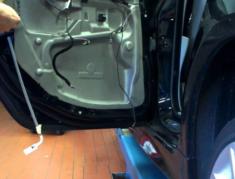 Replacing the power window regulator on a car